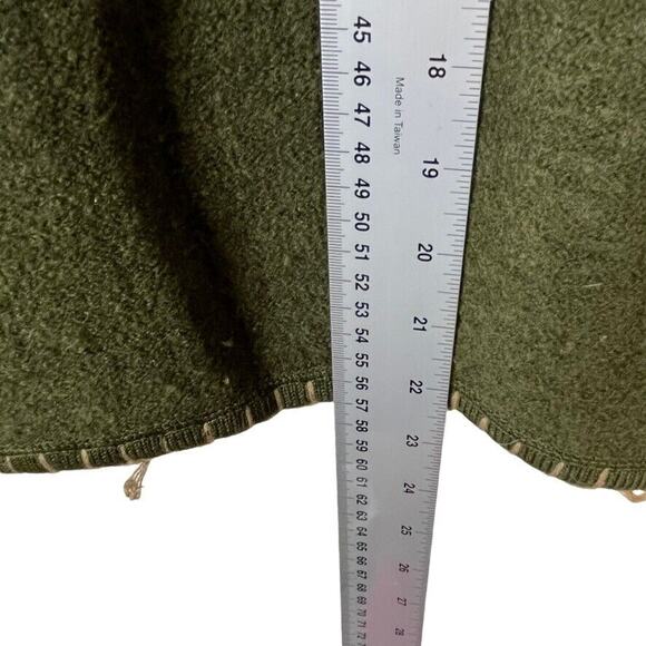 Wool Sweater Vest Fall Leaves Women Vintage Size Medium Has Hole Green Autumn - Picture 4 of 16